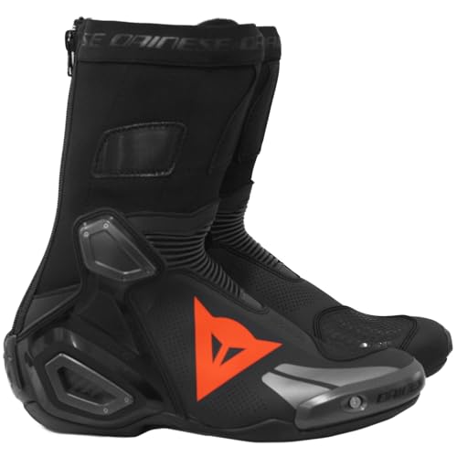 5962 1 dainese stivali da moto axial.jpg