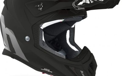 casco nero fibra airoh